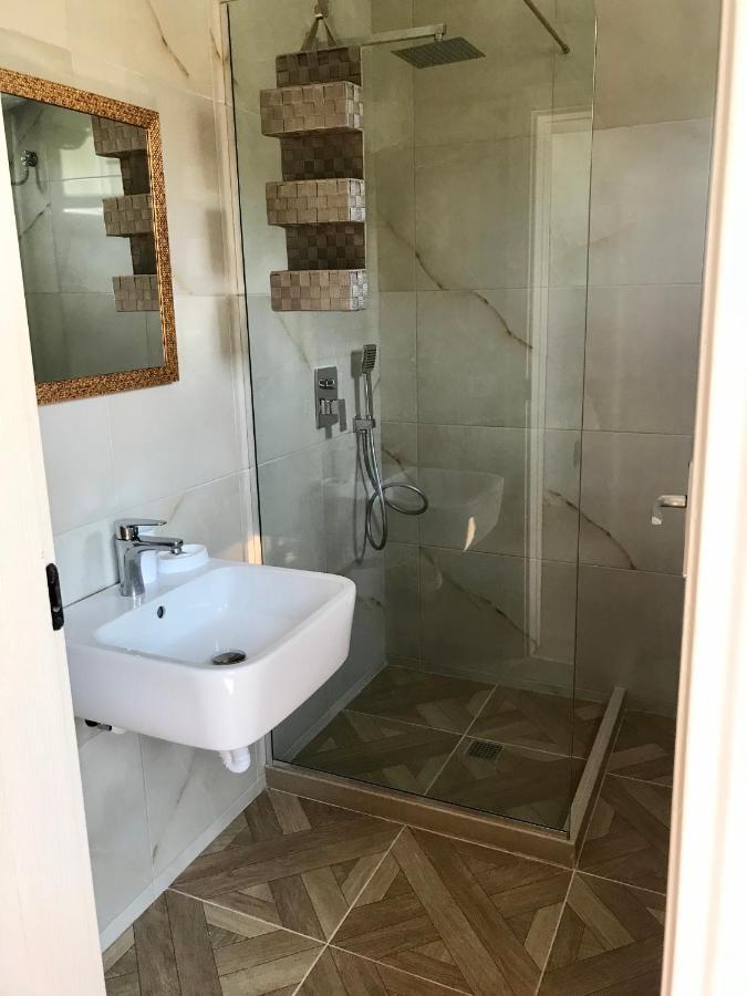 Aria Prive Villa Himare Ngoại thất bức ảnh